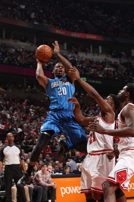 仅次于三位 仅次于三位