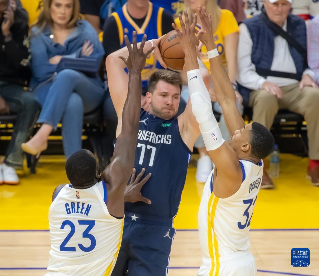 包括奖杯 包括奖杯